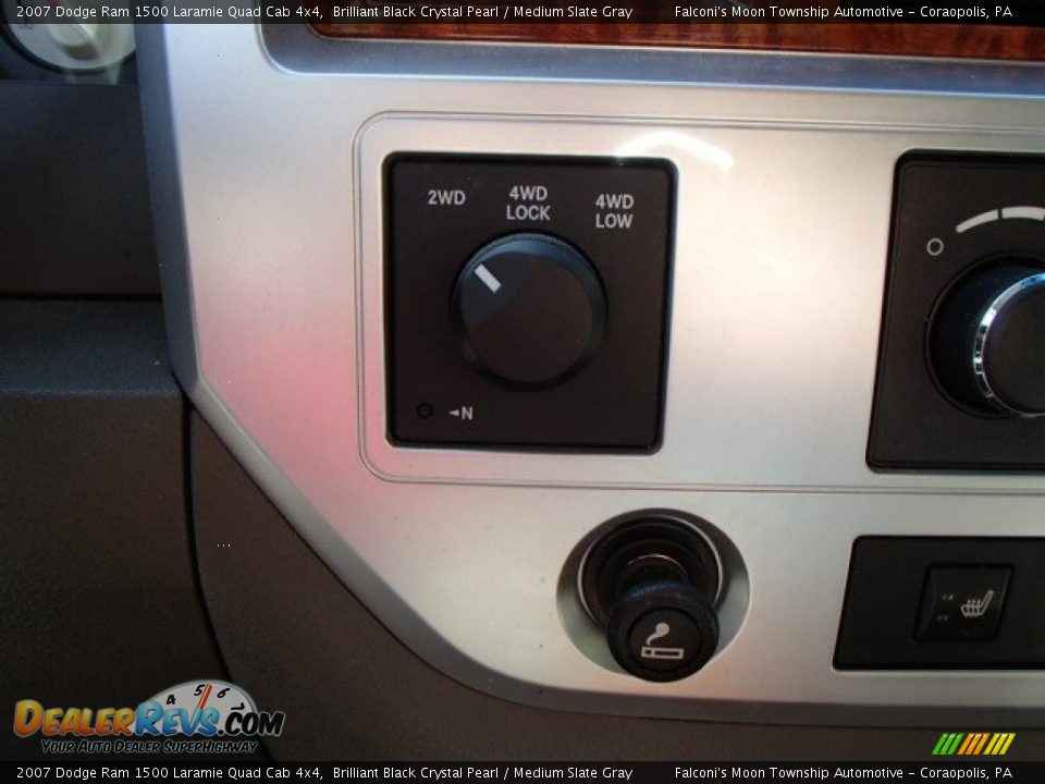 2007 Dodge Ram 1500 Laramie Quad Cab 4x4 Brilliant Black Crystal Pearl / Medium Slate Gray Photo #19