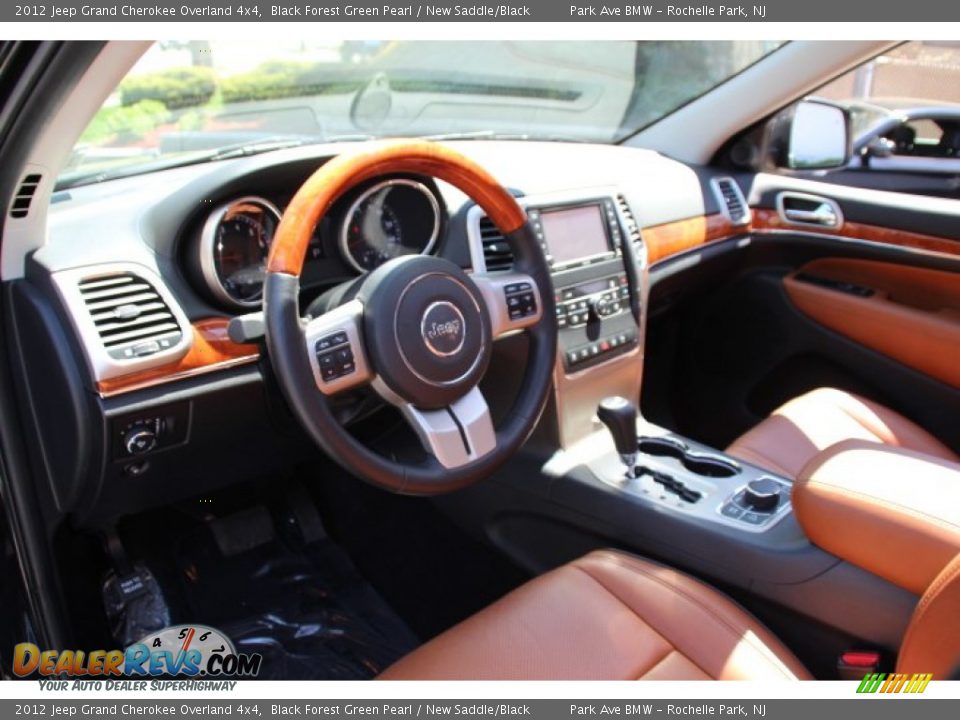 2012 Jeep Grand Cherokee Overland 4x4 Black Forest Green Pearl / New Saddle/Black Photo #10