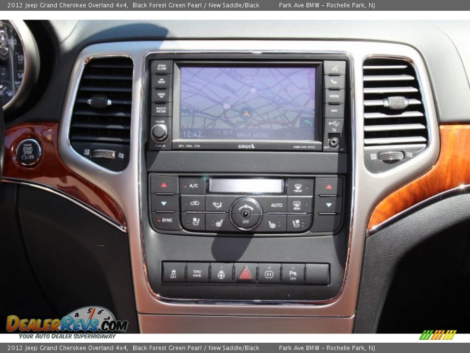 2012 Jeep Grand Cherokee Overland 4x4 Black Forest Green Pearl / New Saddle/Black Photo #14