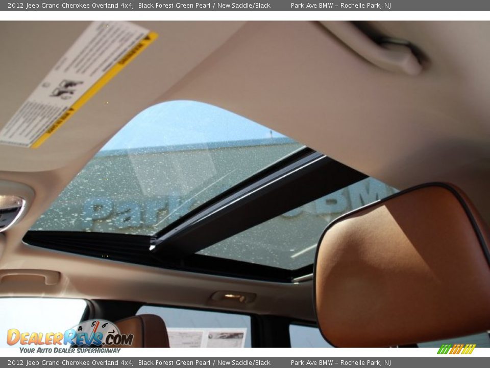 2012 Jeep Grand Cherokee Overland 4x4 Black Forest Green Pearl / New Saddle/Black Photo #20