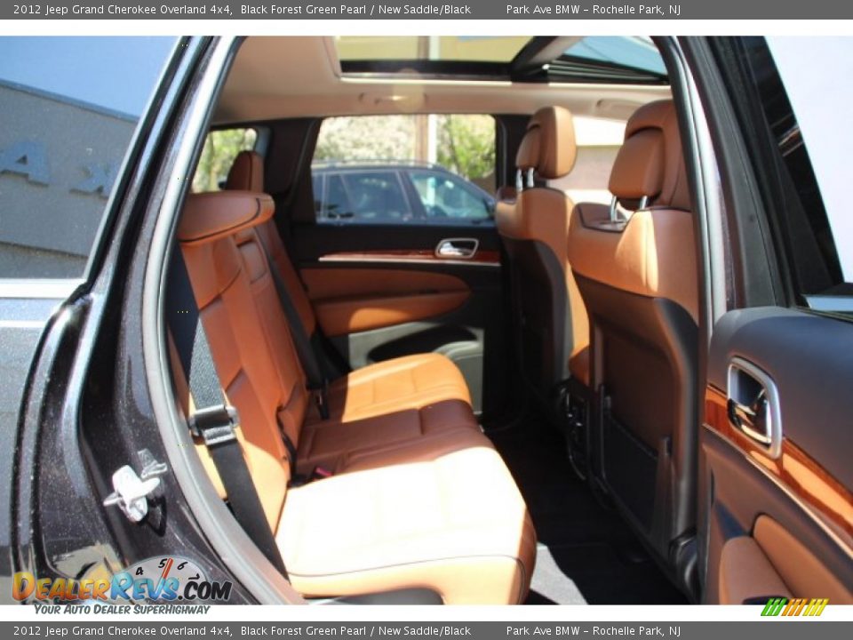2012 Jeep Grand Cherokee Overland 4x4 Black Forest Green Pearl / New Saddle/Black Photo #24