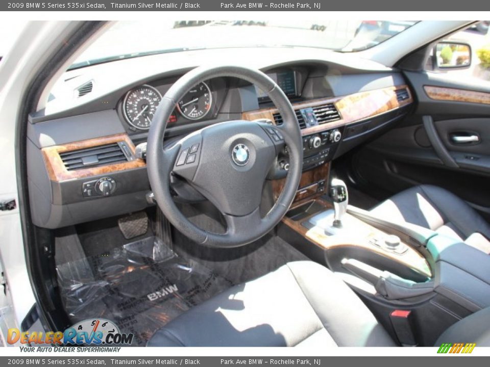 2009 BMW 5 Series 535xi Sedan Titanium Silver Metallic / Black Photo #10