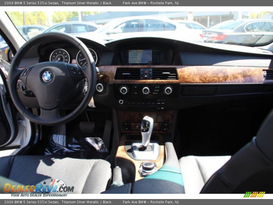 2009 BMW 5 Series 535xi Sedan Titanium Silver Metallic / Black Photo #13