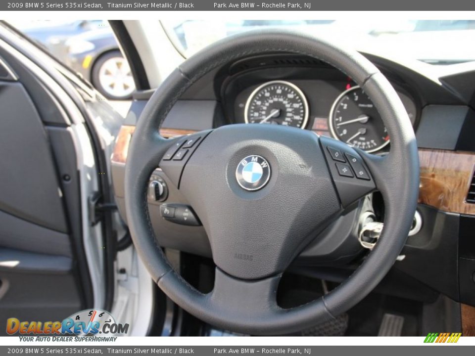 2009 BMW 5 Series 535xi Sedan Titanium Silver Metallic / Black Photo #16