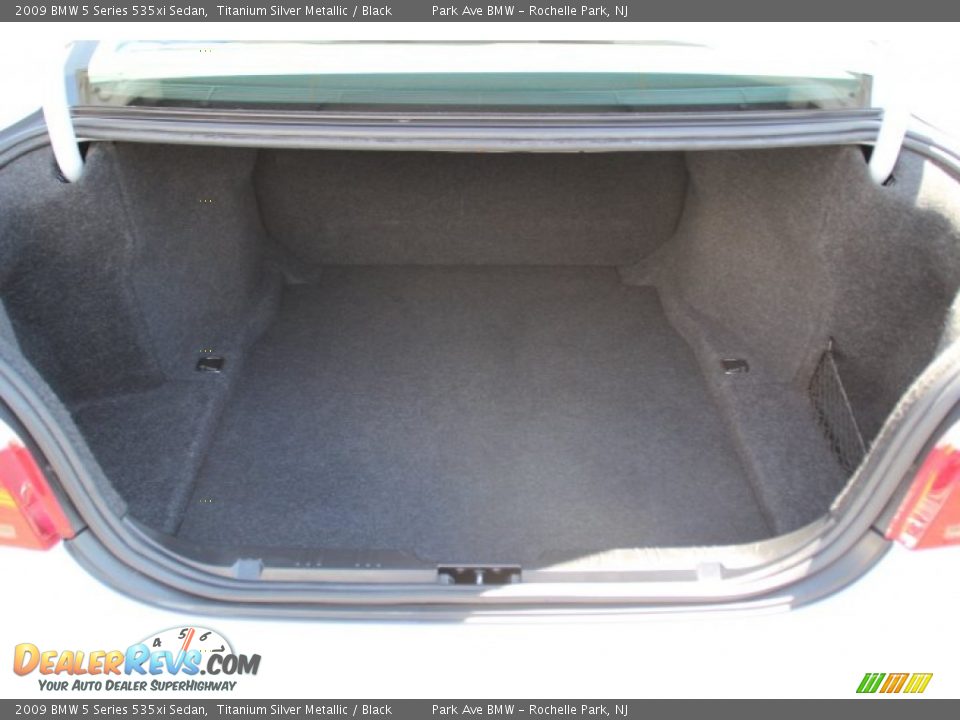 2009 BMW 5 Series 535xi Sedan Titanium Silver Metallic / Black Photo #21