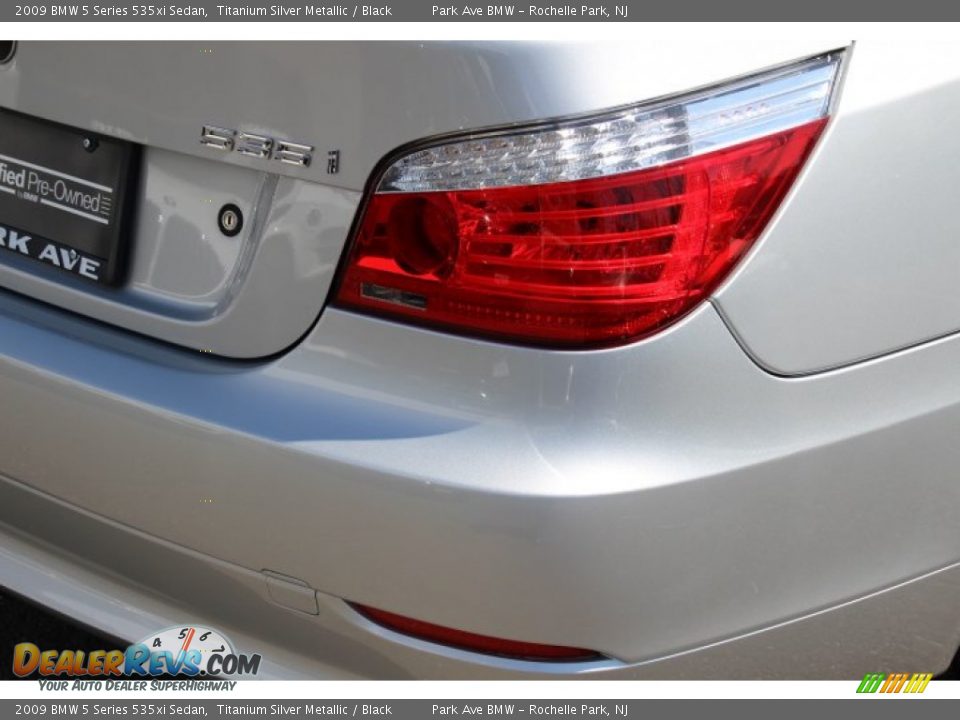2009 BMW 5 Series 535xi Sedan Titanium Silver Metallic / Black Photo #22
