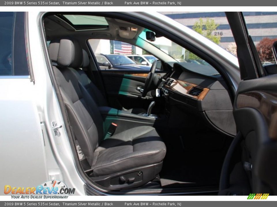 2009 BMW 5 Series 535xi Sedan Titanium Silver Metallic / Black Photo #27