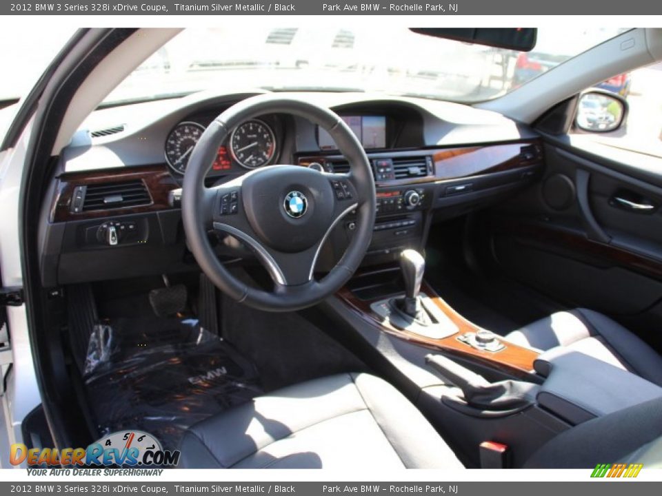 2012 BMW 3 Series 328i xDrive Coupe Titanium Silver Metallic / Black Photo #10
