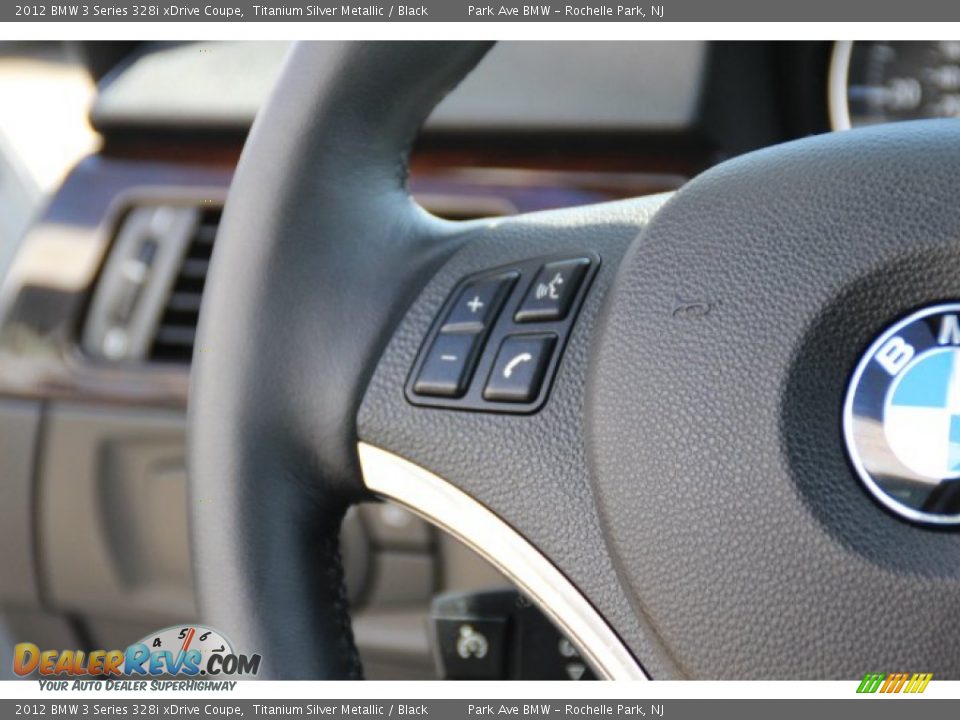 2012 BMW 3 Series 328i xDrive Coupe Titanium Silver Metallic / Black Photo #17