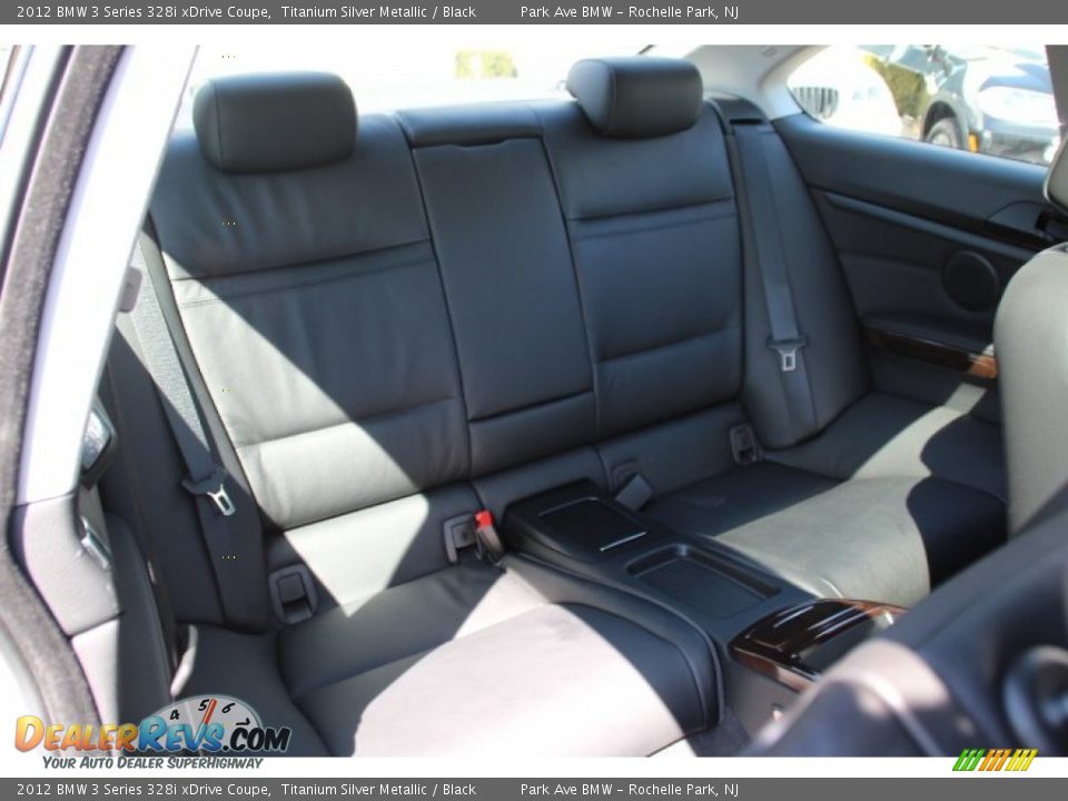 2012 BMW 3 Series 328i xDrive Coupe Titanium Silver Metallic / Black Photo #24
