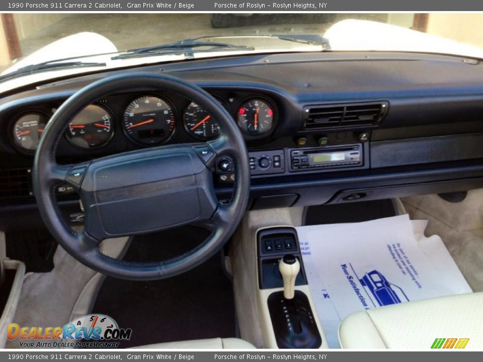 Dashboard of 1990 Porsche 911 Carrera 2 Cabriolet Photo #11