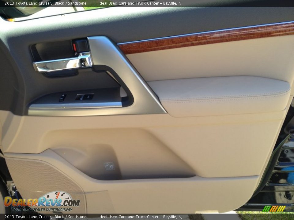 2013 Toyota Land Cruiser Black / Sandstone Photo #31