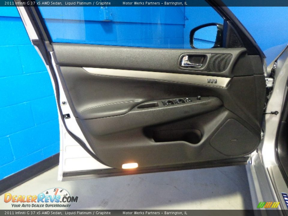 2011 Infiniti G 37 xS AWD Sedan Liquid Platinum / Graphite Photo #15