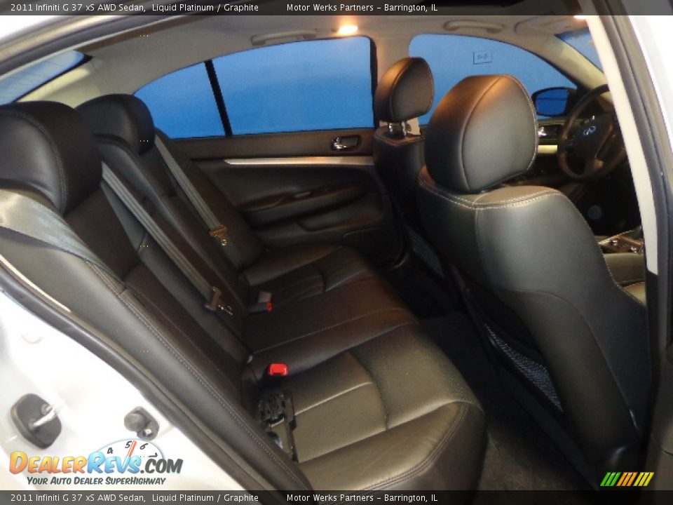 2011 Infiniti G 37 xS AWD Sedan Liquid Platinum / Graphite Photo #25