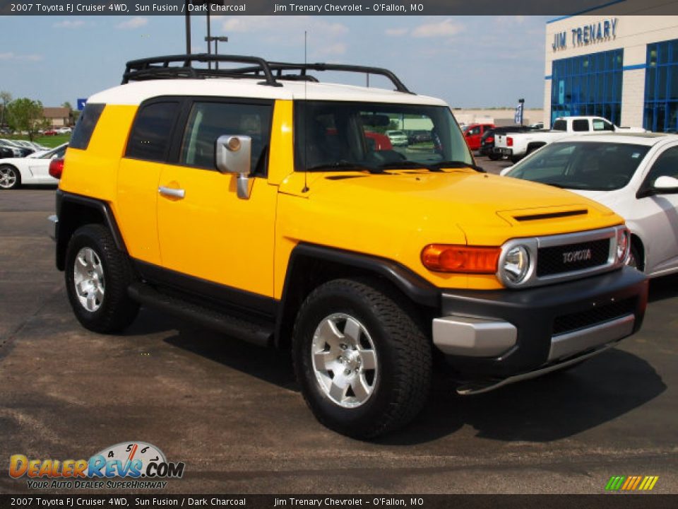 2007 Toyota FJ Cruiser 4WD Sun Fusion / Dark Charcoal Photo #2
