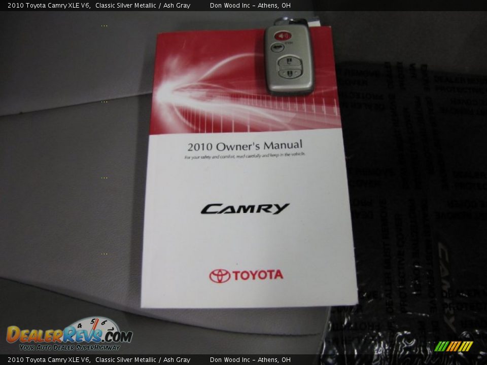 2010 Toyota Camry XLE V6 Classic Silver Metallic / Ash Gray Photo #29