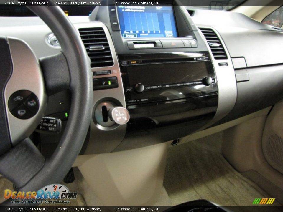 2004 Toyota Prius Hybrid Tideland Pearl / Brown/Ivory Photo #22