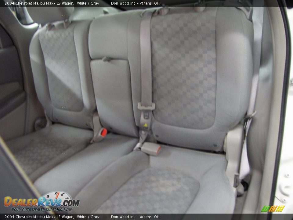 2004 Chevrolet Malibu Maxx LS Wagon White / Gray Photo #7