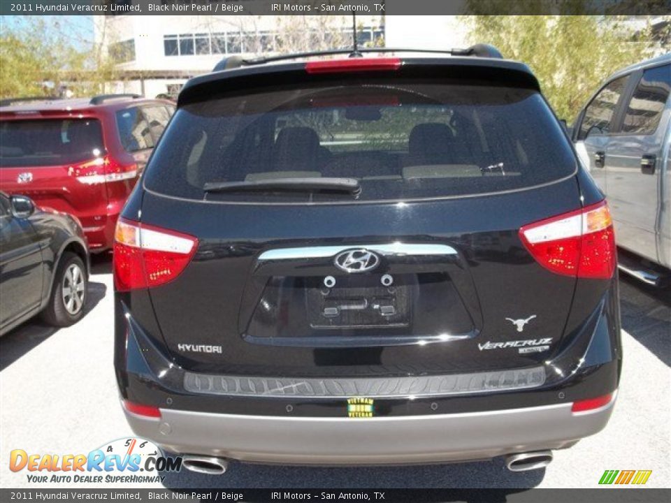 2011 Hyundai Veracruz Limited Black Noir Pearl / Beige Photo #5