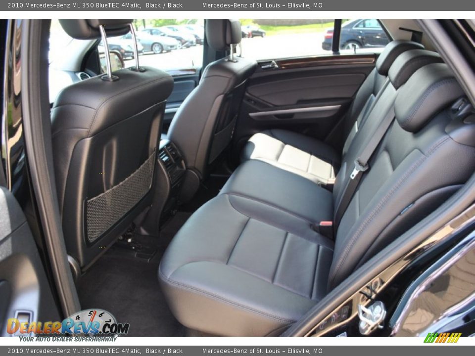 2010 Mercedes-Benz ML 350 BlueTEC 4Matic Black / Black Photo #17