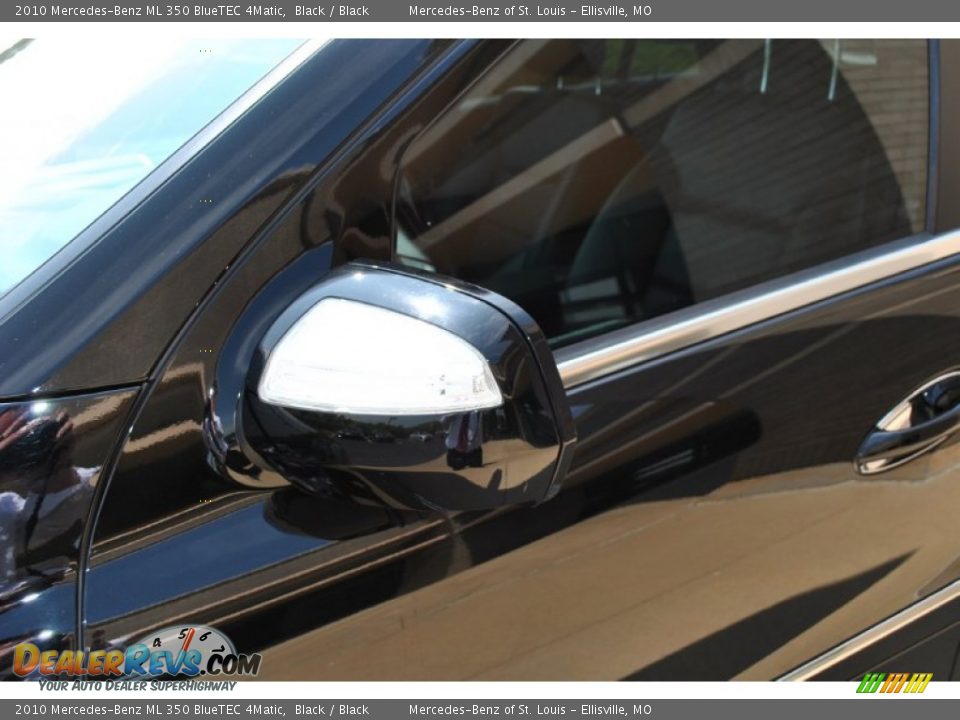 2010 Mercedes-Benz ML 350 BlueTEC 4Matic Black / Black Photo #18