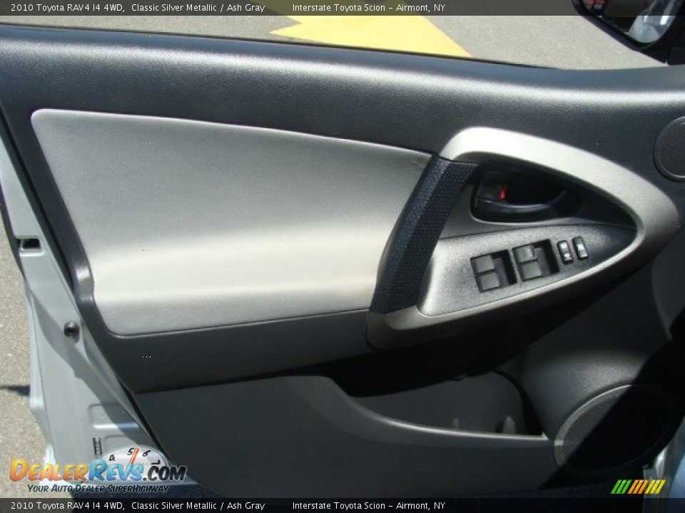 2010 Toyota RAV4 I4 4WD Classic Silver Metallic / Ash Gray Photo #7