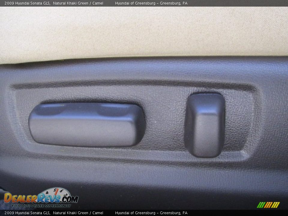 2009 Hyundai Sonata GLS Natural Khaki Green / Camel Photo #11