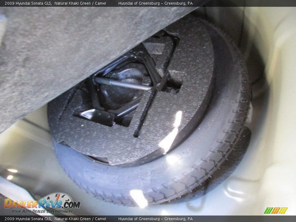 2009 Hyundai Sonata GLS Natural Khaki Green / Camel Photo #23