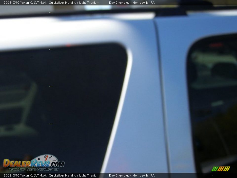 2013 GMC Yukon XL SLT 4x4 Quicksilver Metallic / Light Titanium Photo #8
