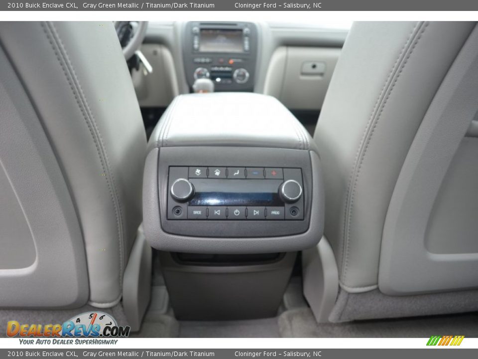 2010 Buick Enclave CXL Gray Green Metallic / Titanium/Dark Titanium Photo #23