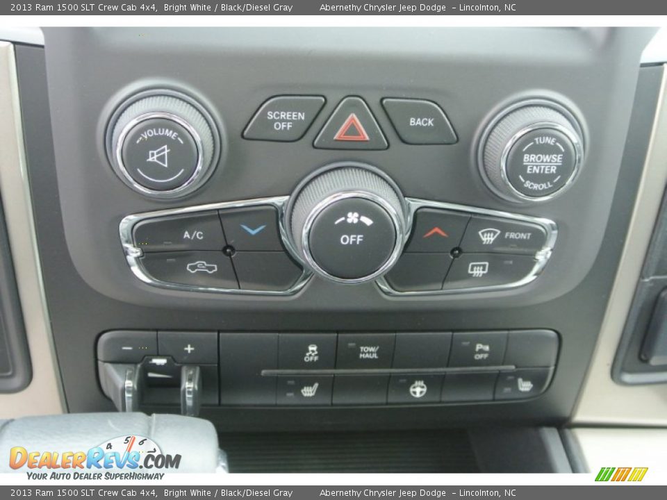 2013 Ram 1500 SLT Crew Cab 4x4 Bright White / Black/Diesel Gray Photo #11