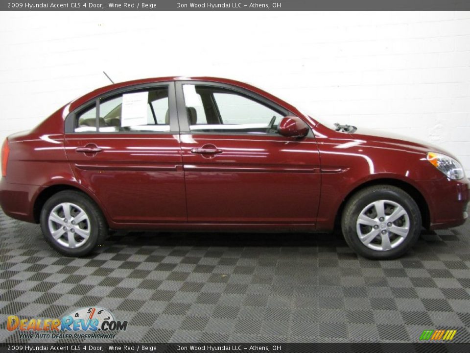 2009 Hyundai Accent GLS 4 Door Wine Red / Beige Photo #3