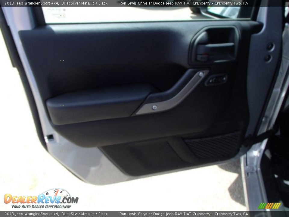 2013 Jeep Wrangler Sport 4x4 Billet Silver Metallic / Black Photo #12
