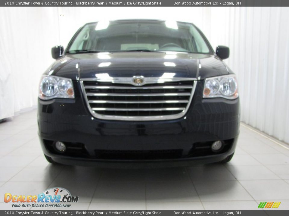 2010 Chrysler Town & Country Touring Blackberry Pearl / Medium Slate Gray/Light Shale Photo #2