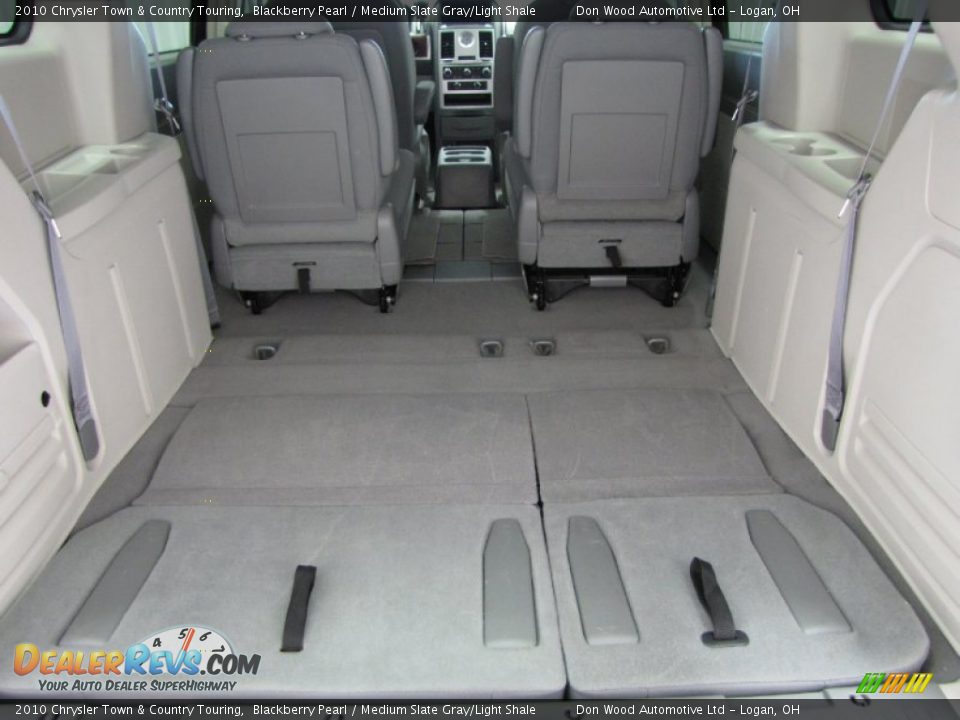 2010 Chrysler Town & Country Touring Blackberry Pearl / Medium Slate Gray/Light Shale Photo #5