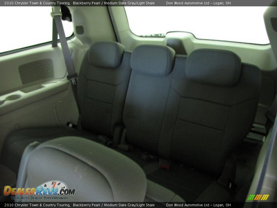 2010 Chrysler Town & Country Touring Blackberry Pearl / Medium Slate Gray/Light Shale Photo #10
