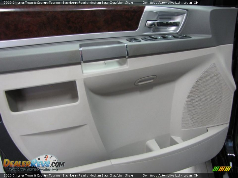 2010 Chrysler Town & Country Touring Blackberry Pearl / Medium Slate Gray/Light Shale Photo #13