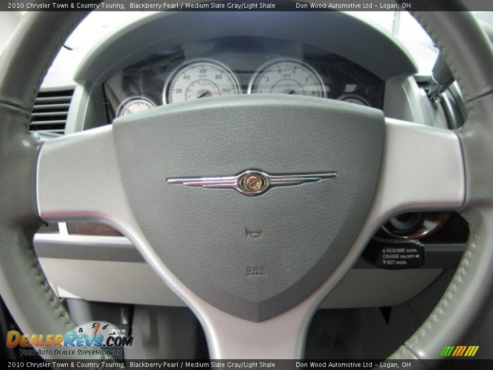 2010 Chrysler Town & Country Touring Blackberry Pearl / Medium Slate Gray/Light Shale Photo #18