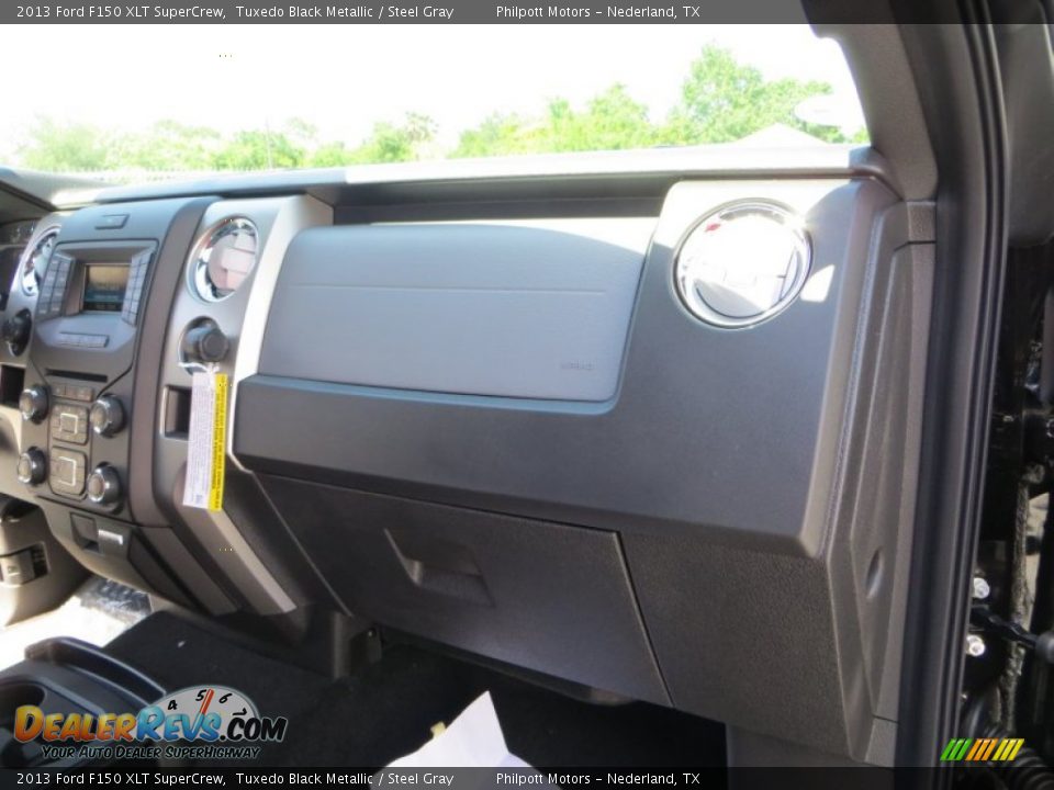 2013 Ford F150 XLT SuperCrew Tuxedo Black Metallic / Steel Gray Photo #21