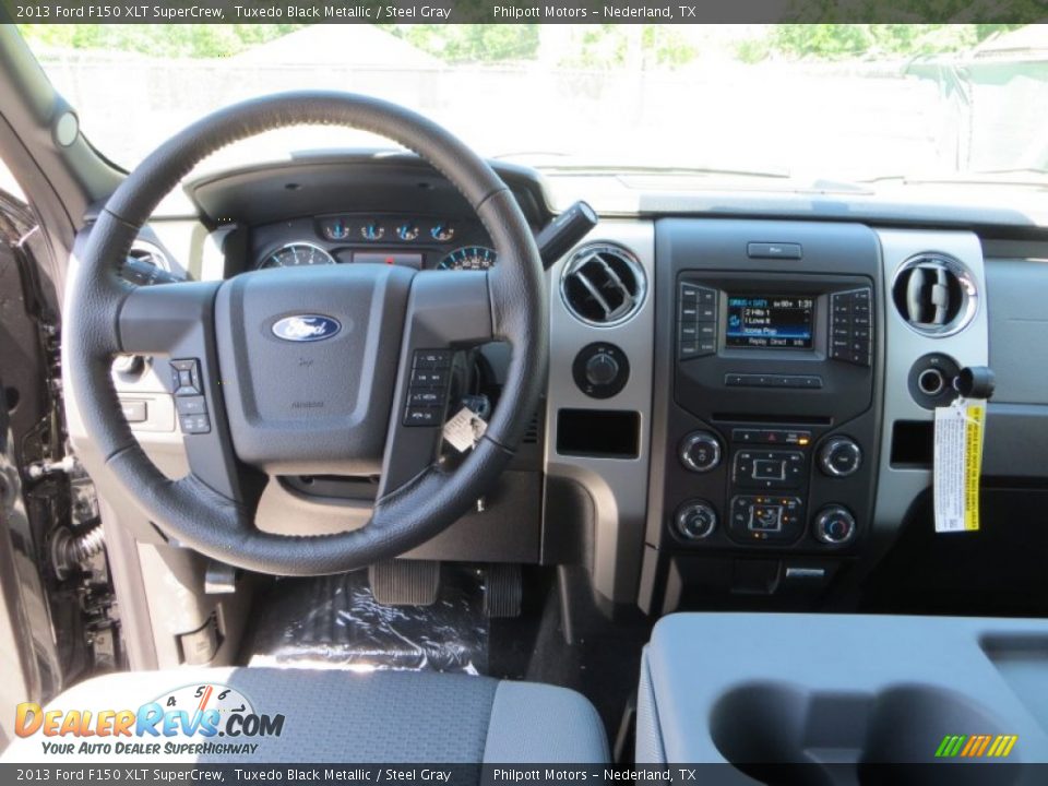 2013 Ford F150 XLT SuperCrew Tuxedo Black Metallic / Steel Gray Photo #27