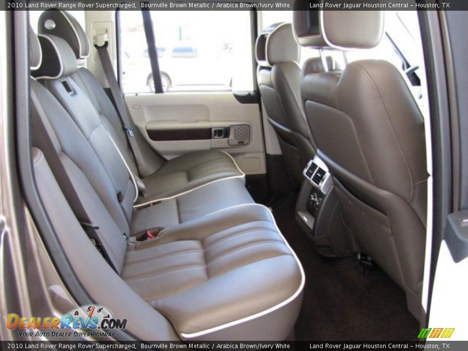 Rear Seat of 2010 Land Rover Range Rover Supercharged Photo #17