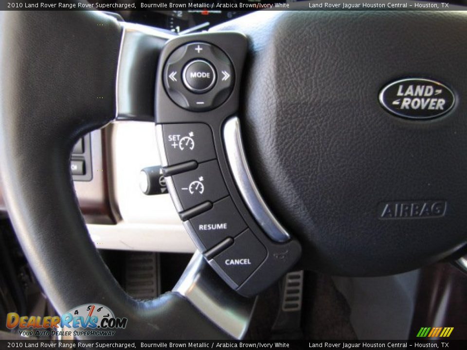 Controls of 2010 Land Rover Range Rover Supercharged Photo #30
