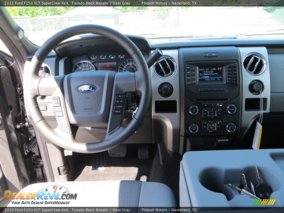 2013 Ford F150 XLT SuperCrew 4x4 Tuxedo Black Metallic / Steel Gray Photo #28