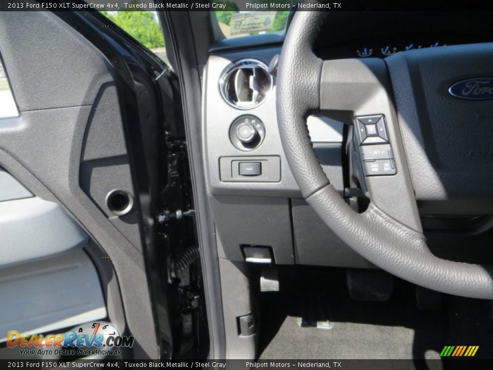 2013 Ford F150 XLT SuperCrew 4x4 Tuxedo Black Metallic / Steel Gray Photo #34