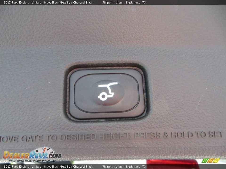 2013 Ford Explorer Limited Ingot Silver Metallic / Charcoal Black Photo #17