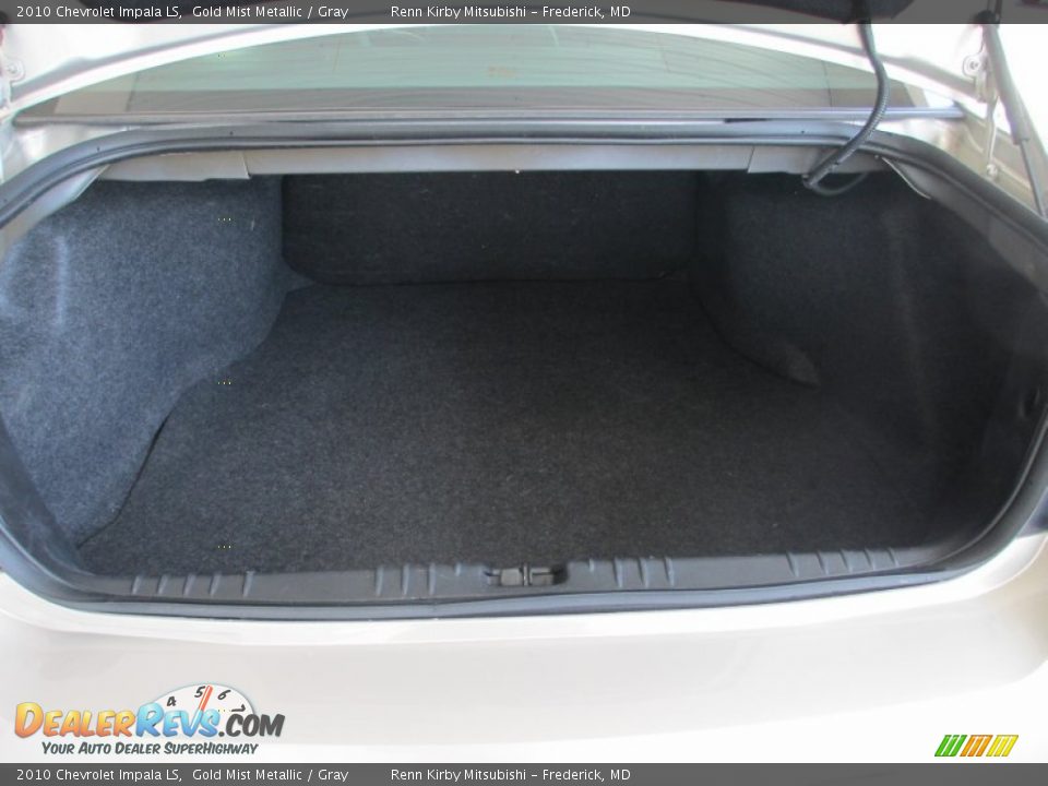 2010 Chevrolet Impala LS Gold Mist Metallic / Gray Photo #24