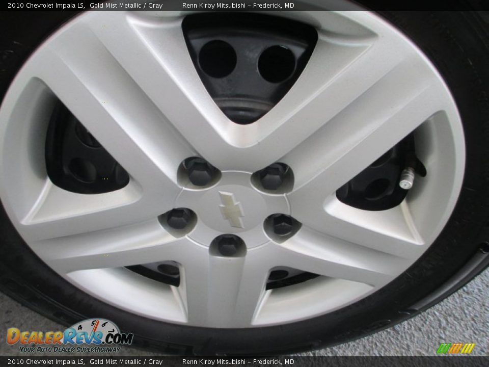 2010 Chevrolet Impala LS Gold Mist Metallic / Gray Photo #25