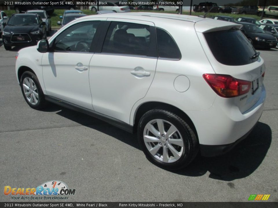 2013 Mitsubishi Outlander Sport SE 4WD White Pearl / Black Photo #5