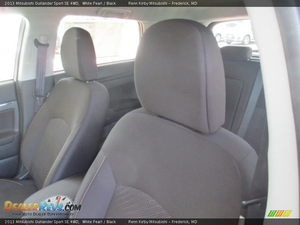 2013 Mitsubishi Outlander Sport SE 4WD White Pearl / Black Photo #11