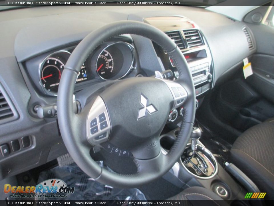 2013 Mitsubishi Outlander Sport SE 4WD White Pearl / Black Photo #12